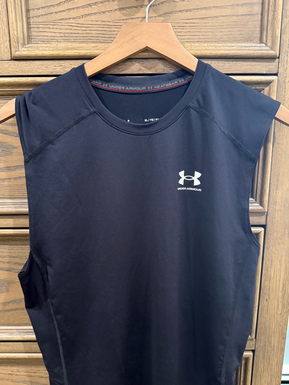 Under Armour Men’s Heatgear Sleeveless Compression Shirt Size XL